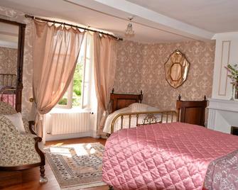 Charming cottage in the countryside for 8-10 people at the gates of Normandy Switzerland - Nécy - Habitación
