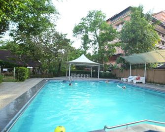 Pagoda Resorts - Alappuzha - Pool