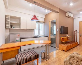 Golden Sunshine Villa Hotel and Travel - האנוי
