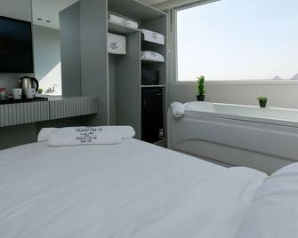 Dar Pyramids View Inn - Rooftop - Cairo - Phòng ngủ