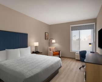 La Quinta Inn & Suites by Wyndham Tracy - Tracy - Habitación