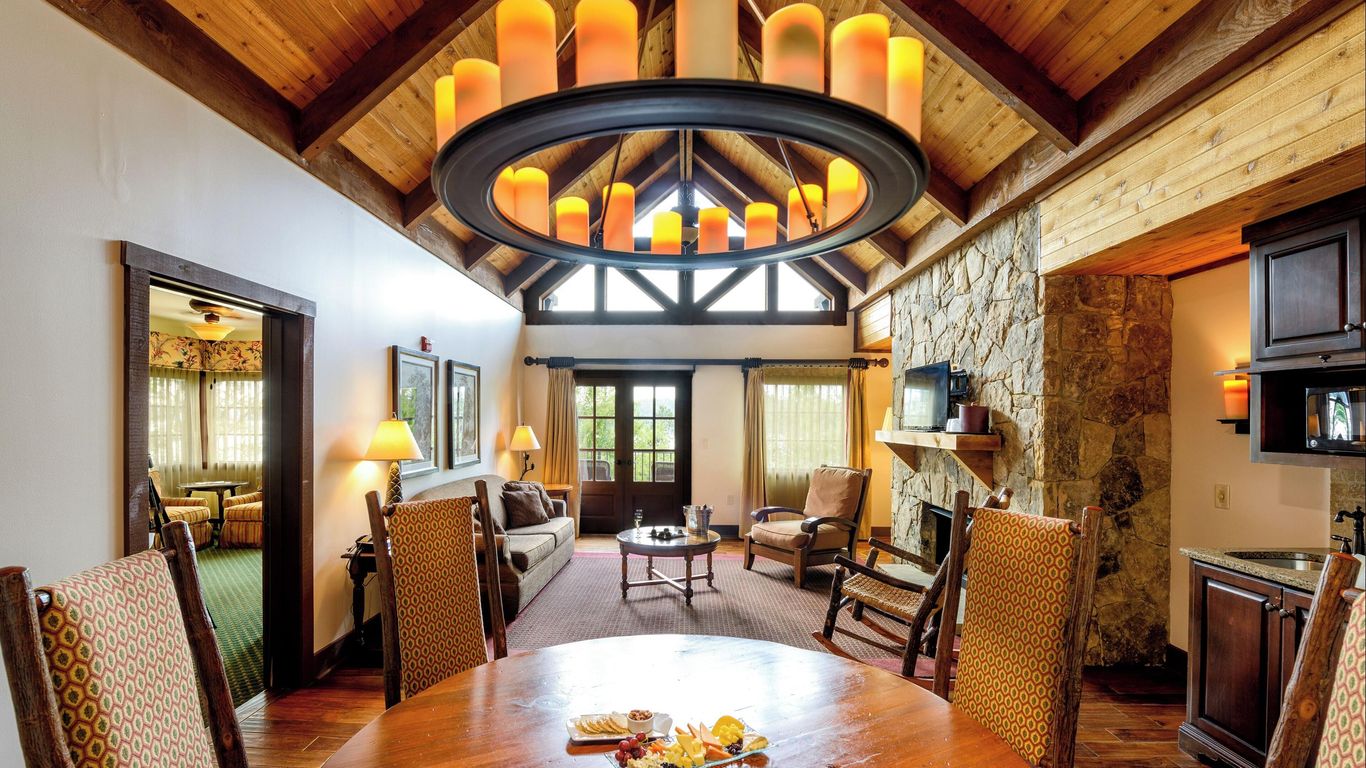 Lanier Islands Legacy Lodge