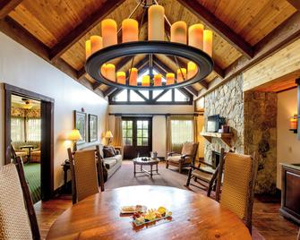 Lanier Islands Legacy Lodge - Buford - Essbereich