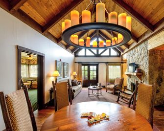 Lanier Islands Legacy Lodge - Buford - Salle à manger