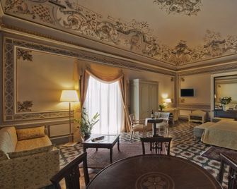 Hotel Manganelli Palace - Catania - Bedroom