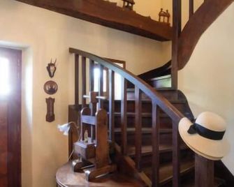 Holiday Home La Maison du Chateau by Interhome - Étang-sur-Arroux - Stairs
