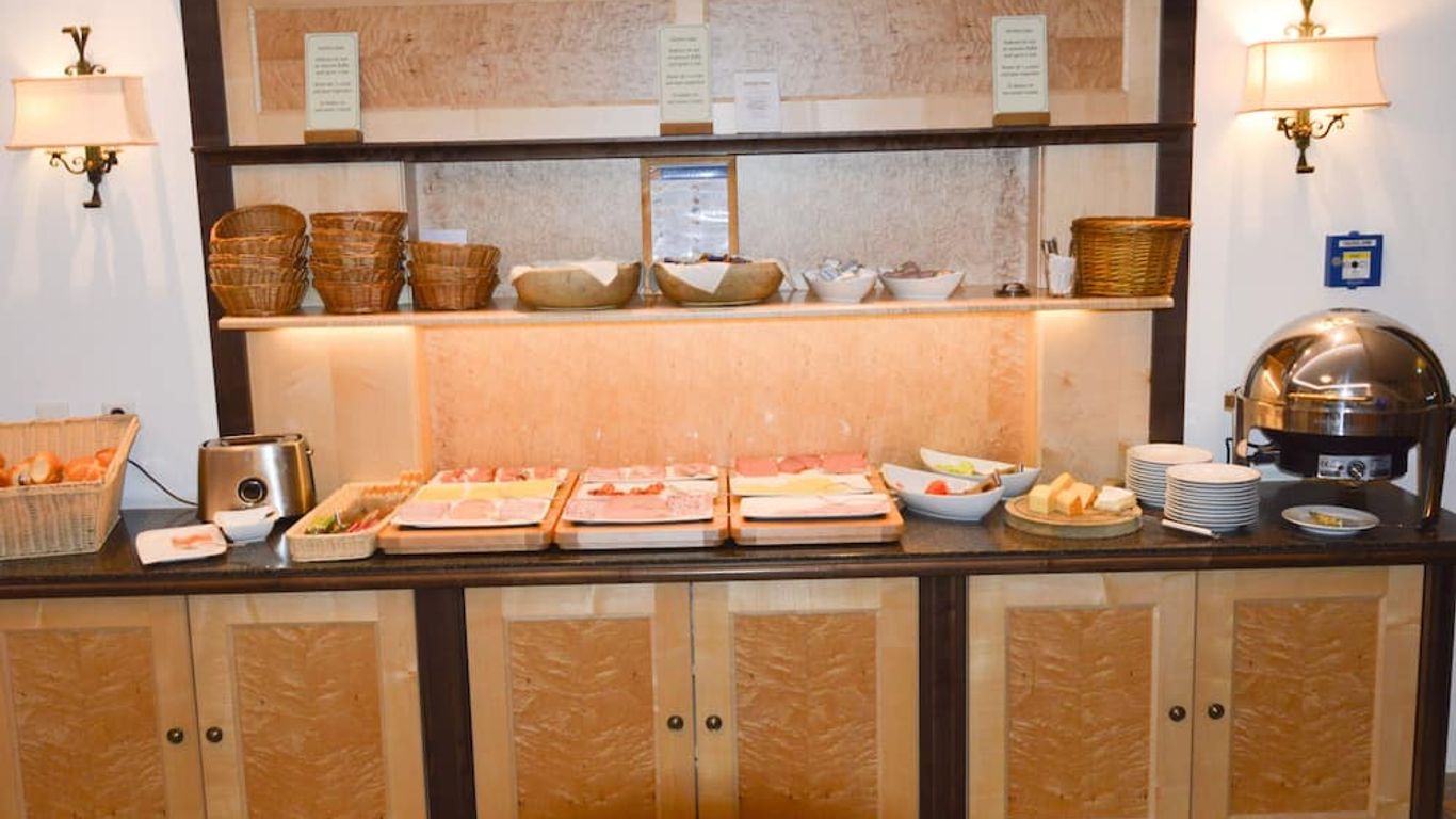 阿爾皮納斯托勒酒店