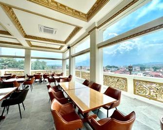 Atiyan Hotel Syariah - Bukittinggi - Restaurant