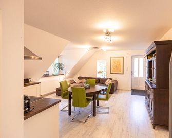 Farm Holidays Where The Stars Shine At Night - Kirchlinteln - Sala pranzo