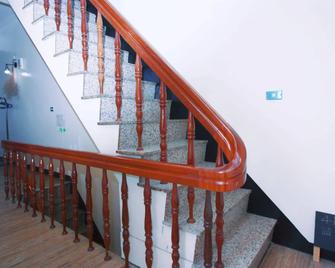 OC Hostel - Tainan City - Stairs