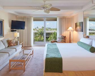 Aston at The Whaler on Kaanapali Beach - לאהאינה - חדר שינה