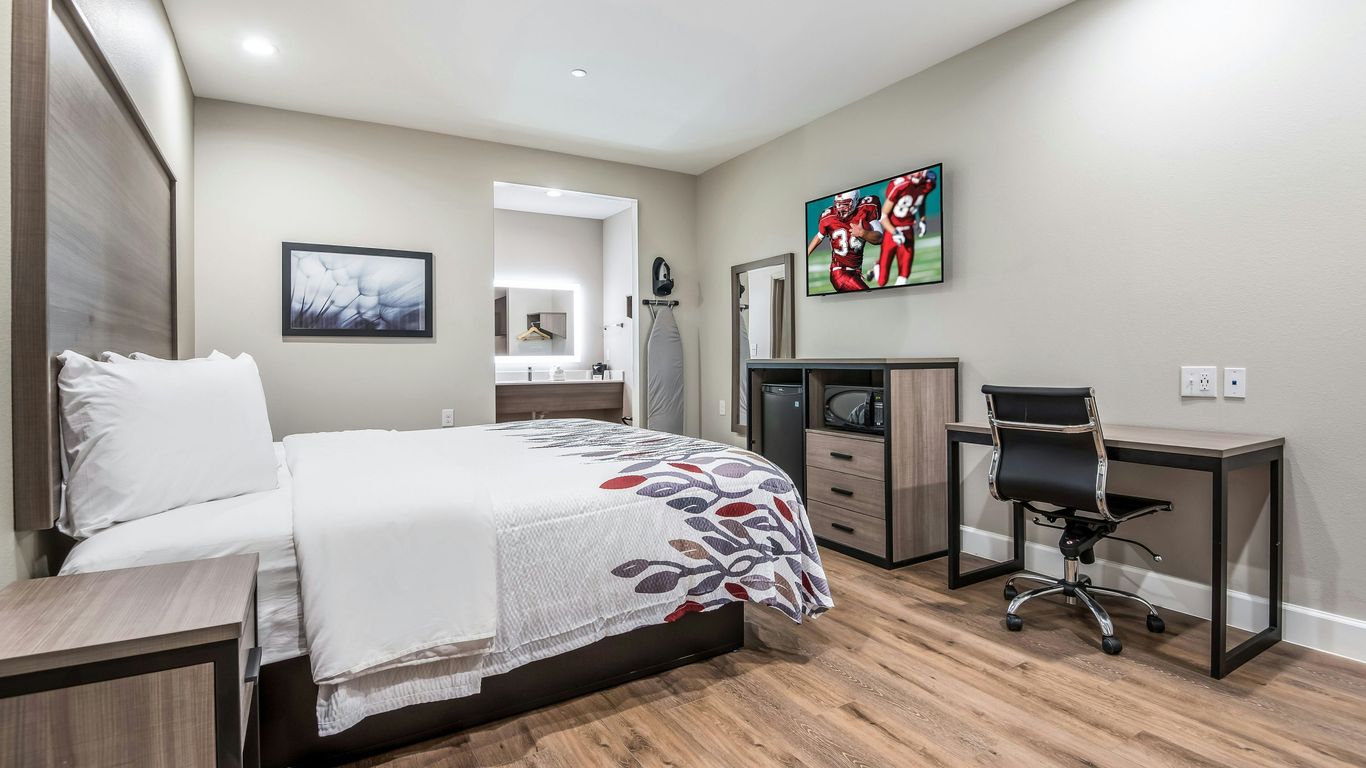 Red Roof Inn & Suites Mobile SW - I-10