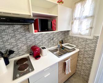 Fully Equipped Apt for 3, near Negresco Nice - Niza - Cocina
