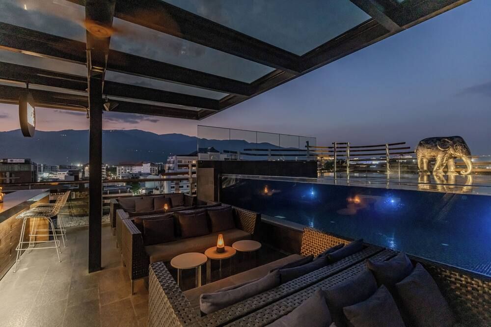 أمانور هوتل تشيانغ ماي