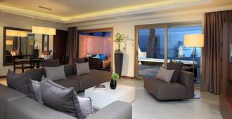 Dana Bay Beach Resort - Al Khobar - Phòng khách
