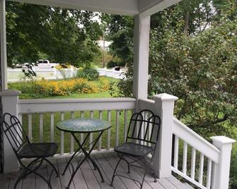 The Eddington House Inn - North Bennington - Balkon