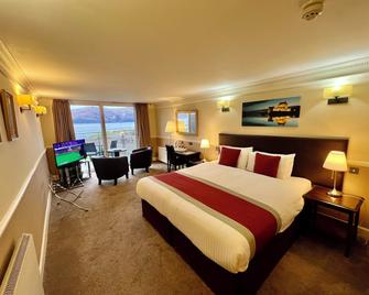 Holly Tree Hotel, Swimming Pool & Hot Tub - Appin - Bedroom