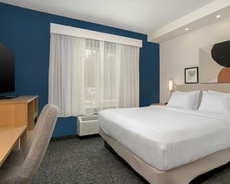 Spark by Hilton Lancaster - לנקסטר - חדר שינה