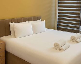 The Miles Arms Hotel - Almondsbury
