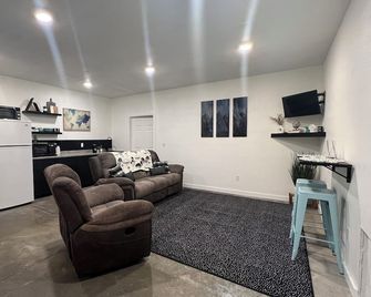Lovely 2-bedroom apartment with mountain views in Anaconda - Anaconda - Living room