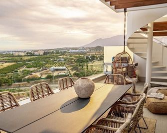 OV - Stunning flat in resort - Estepona - Balcone
