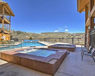 Hot Tub and Indoor Pool Access at Granby Condo - Granby - Pool