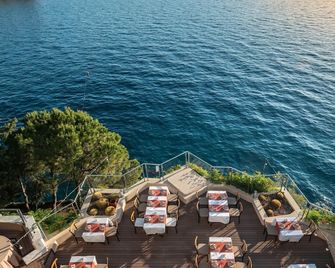 Korumar Hotel Deluxe - Kusadasi