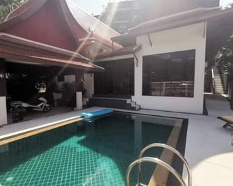 Grande Villa de Luxe Privée - Kamala - Pool