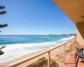 A slice of heaven on Narrabeen Beach - Narrabeen - Beach