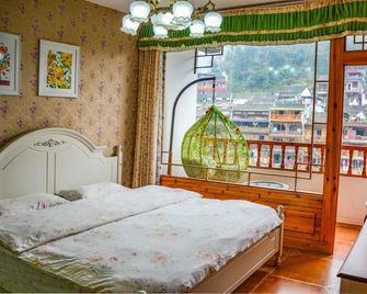 Phoenix Fuyuan Villa Riverside Hotel - Xiangxi