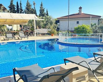 Imren Han Hotel - Special Category - Alacati - Piscina