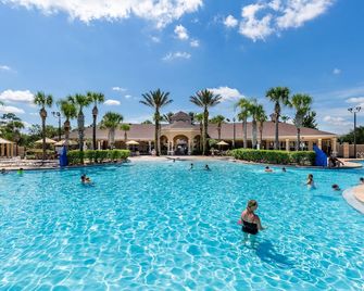 Spacious Home W/private Pool/spa & Free Waterpark! - Four Corners - Piscina