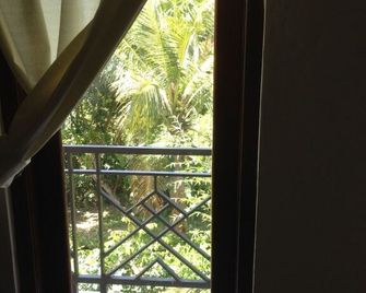 Cebluk Sari Homestay - Blahbatuh - Balcón