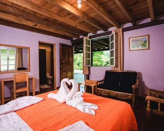 Hotel en Finca Chijul, reserva natural privada - San Juan Chamelco - Bedroom