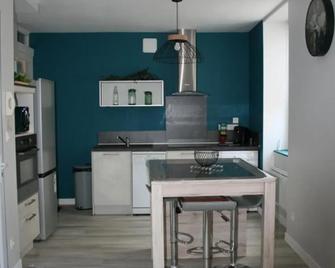 La Vallée du Thouet - Airvault - Kitchen