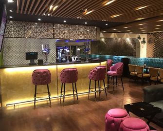 Heathrow Inn - Hayes - Bar