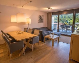 Appart Gastauer - Sankt Gallenkirch - Salle à manger