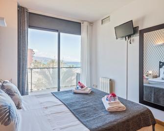 Alcam Badalona Playa Norte - Badalona - Bedroom