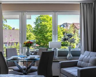 Ferienwohnung mit Badestrand - Glücksburg - Dining room