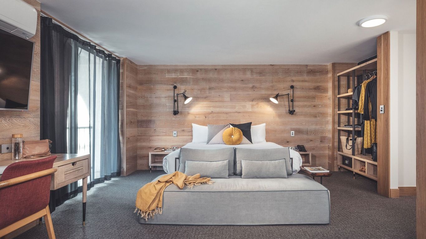 The Island Gold Coast