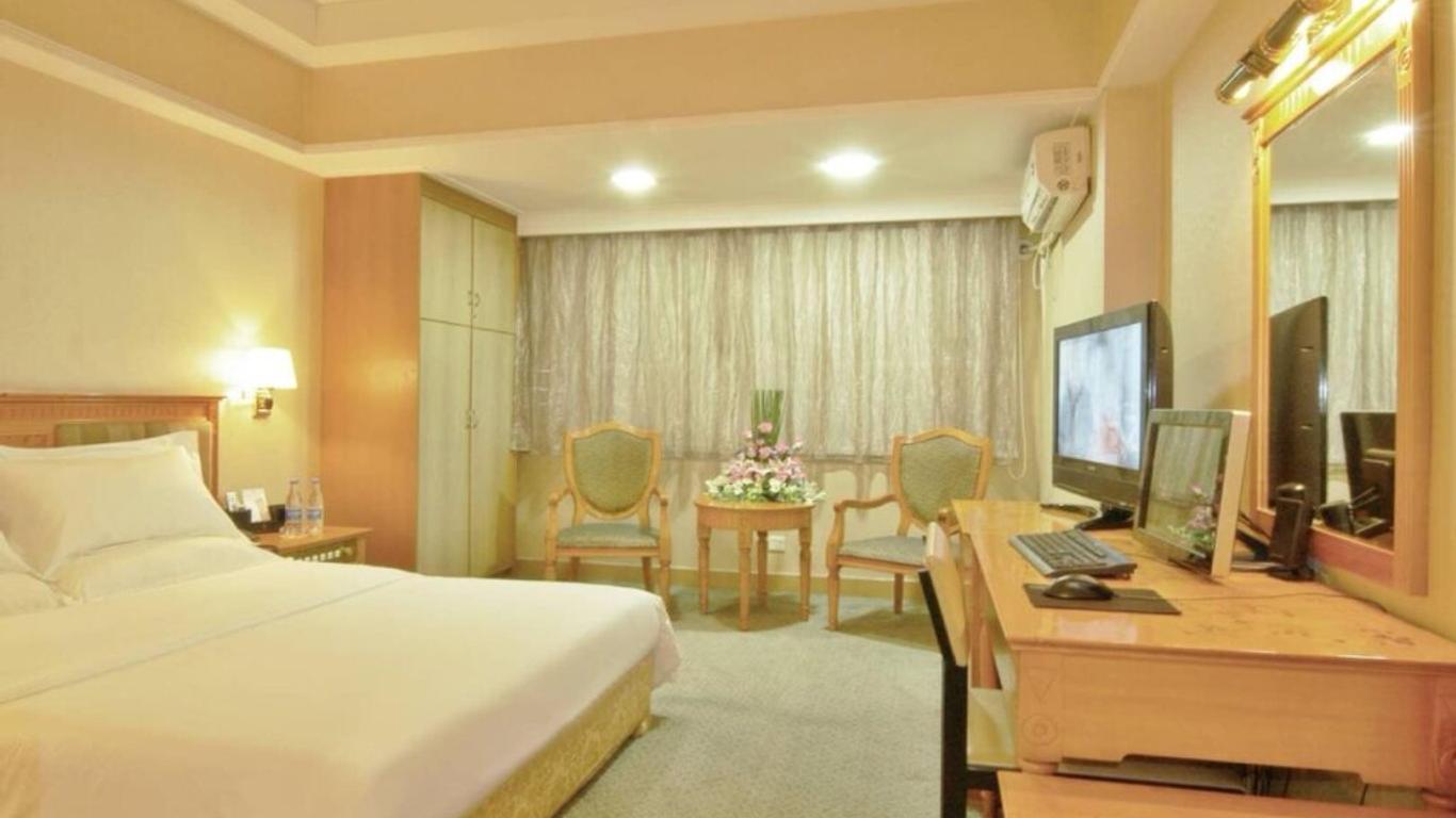 Wings Hotel