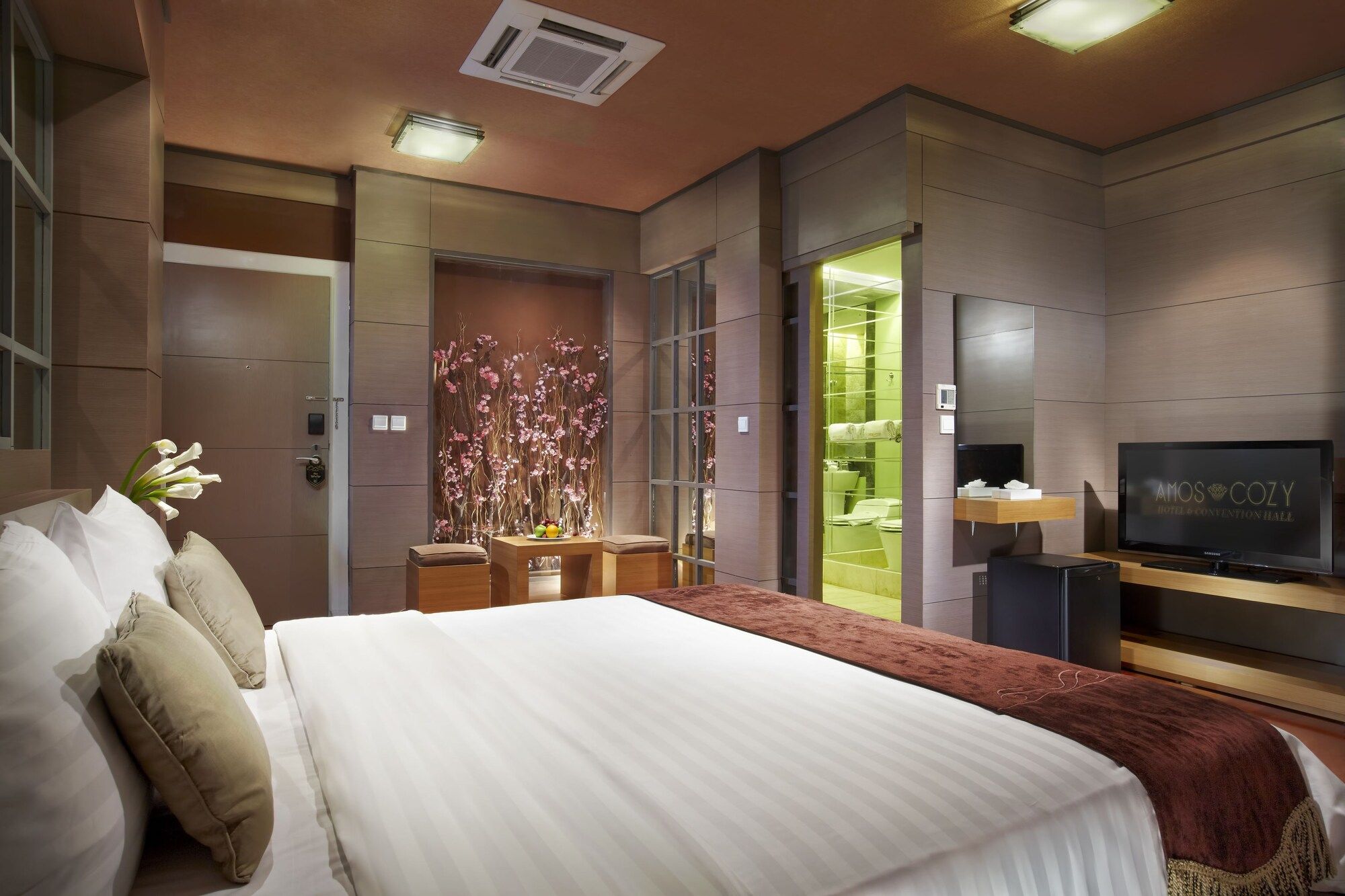 Amos Cozy Hotel Melawai