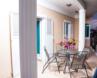 Residence Coin De Mire - Cap Malheureux - Balcony