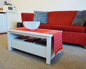 The Esplanade Motel & Conference Centre - Palmerston North - Living room