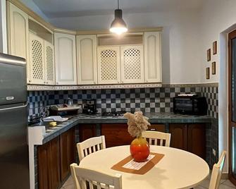 Charming apartment in marvelous Villammare, Cilento. - Villammare - Cocina