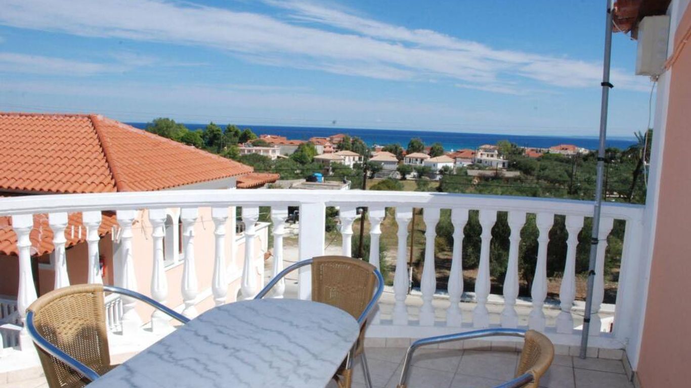 Lazaros Hotel Resort