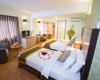 Uptown Hotel - Rangoon - Chambre