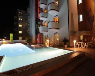 Hotel Coppe Jesolo - Jesolo - Svømmebasseng