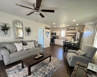 Comfort by the Canyon - Williams - Living room