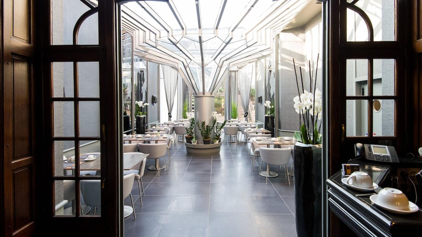 هوتل لا راين